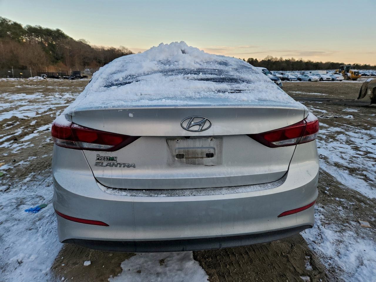 2018 HYUNDAI ELANTRA SEL photo 6