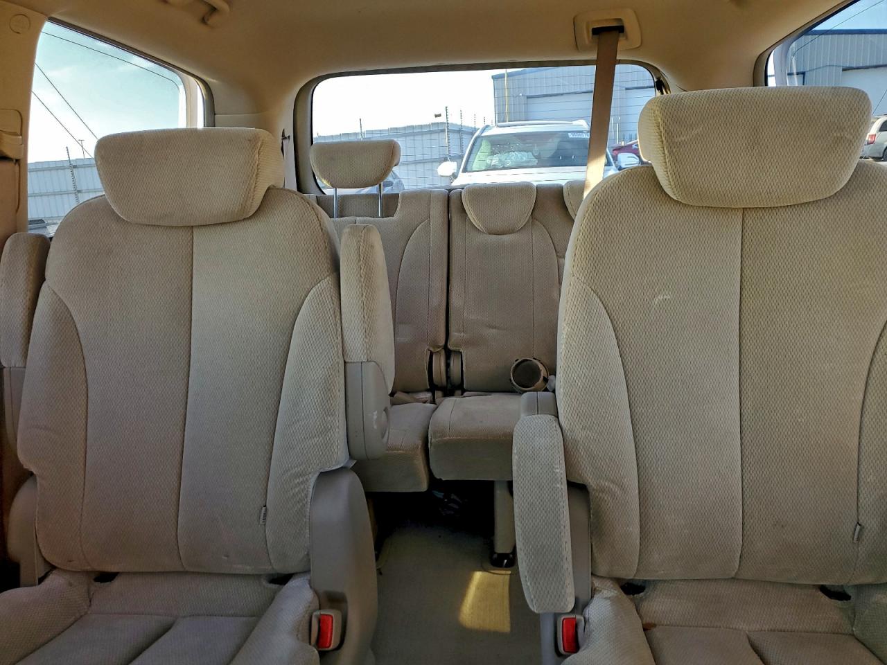 2006 KIA SEDONA EX photo 10