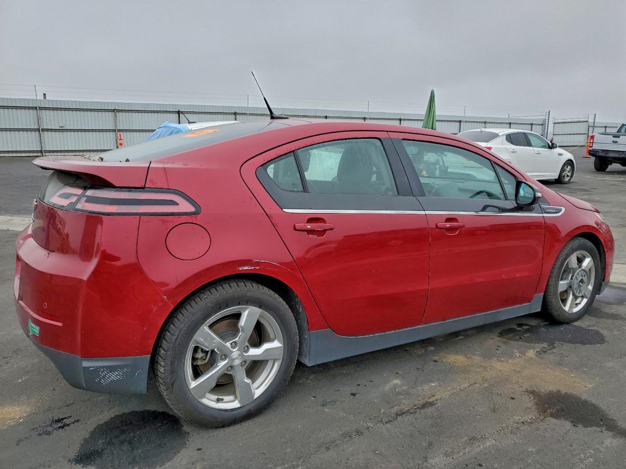 2013 CHEVROLET VOLT photo 3