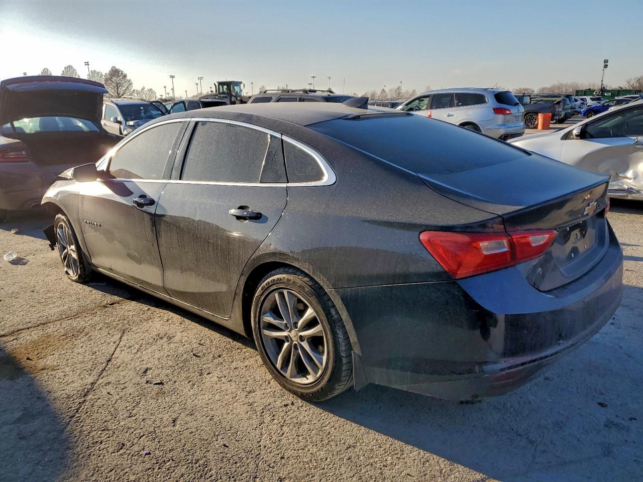 2016 CHEVROLET MALIBU LT photo 2