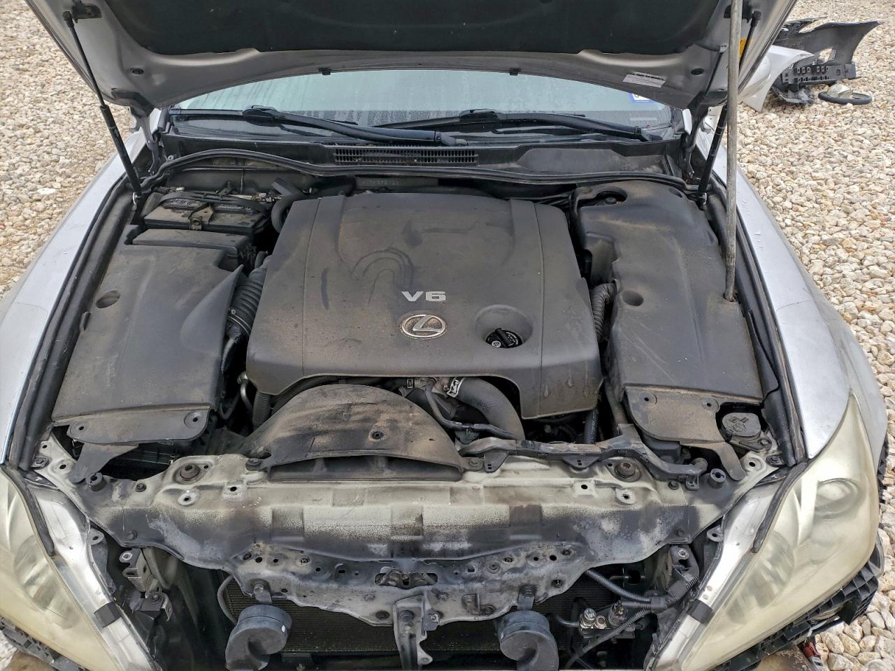2010 LEXUS IS 250 photo 11