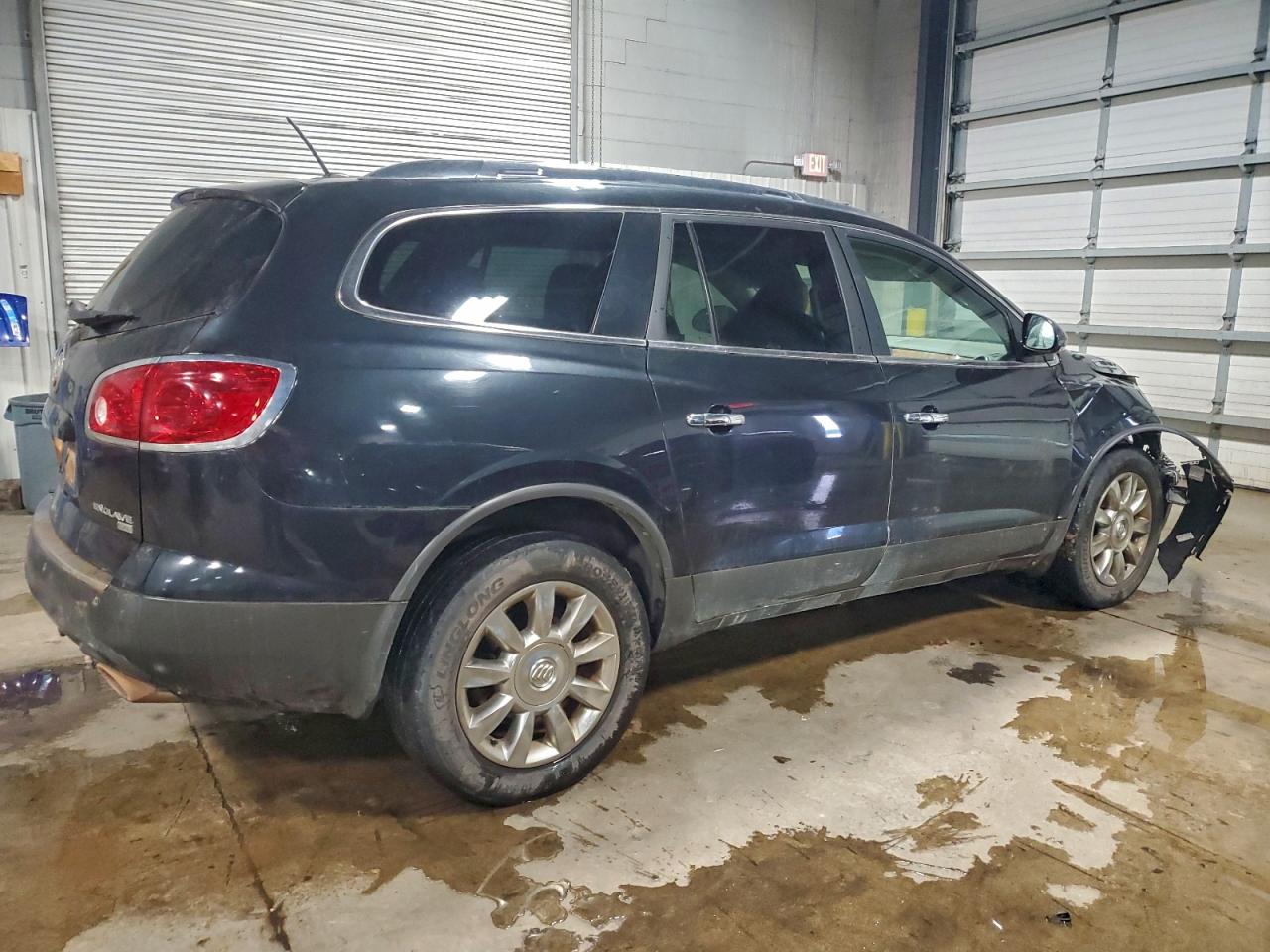 2011 BUICK ENCLAVE CXL photo 3