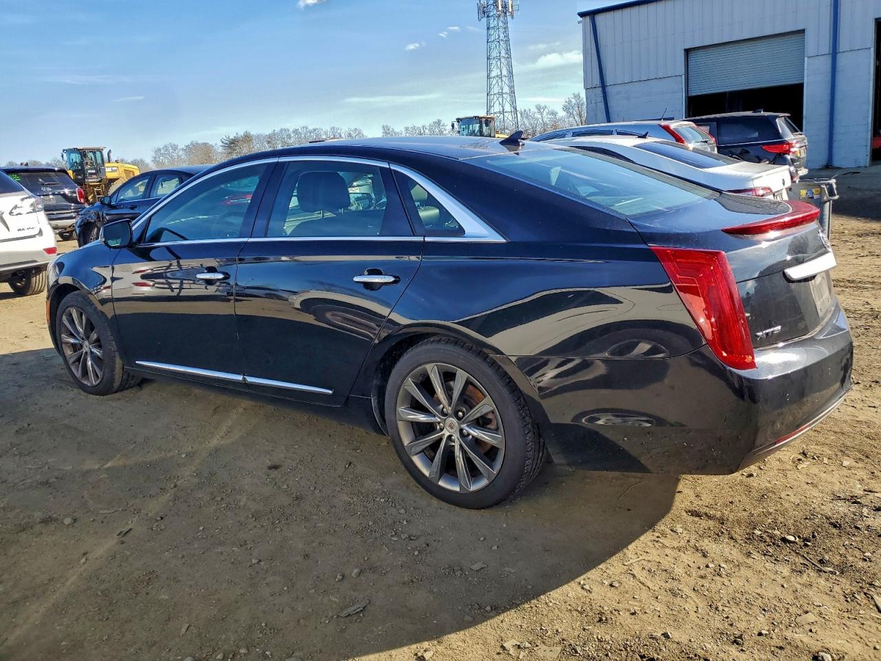 2013 CADILLAC XTS photo 2