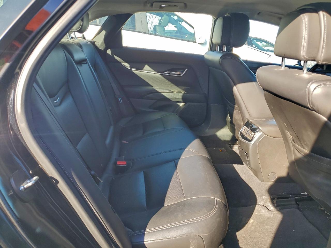 2013 CADILLAC XTS photo 10