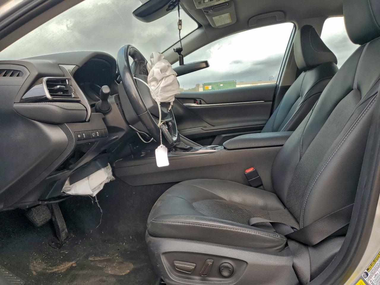 2024 TOYOTA CAMRY XSE photo 13