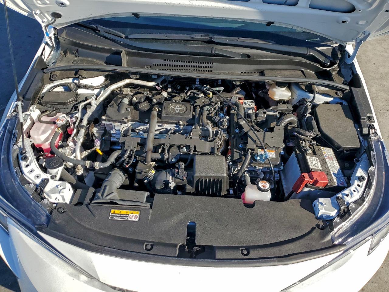 2025 TOYOTA COROLLA LE photo 11