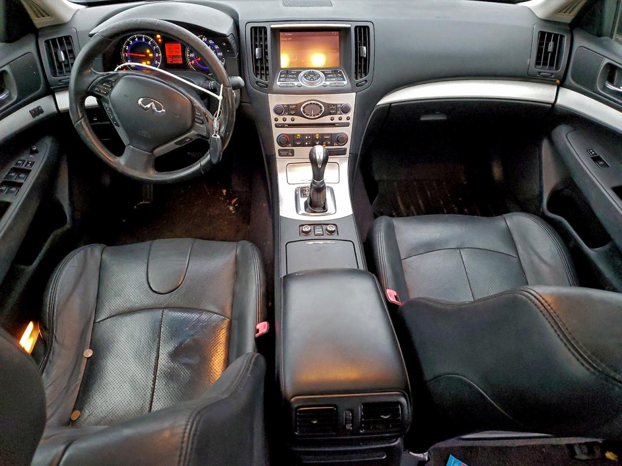 2009 INFINITI G37 photo 22