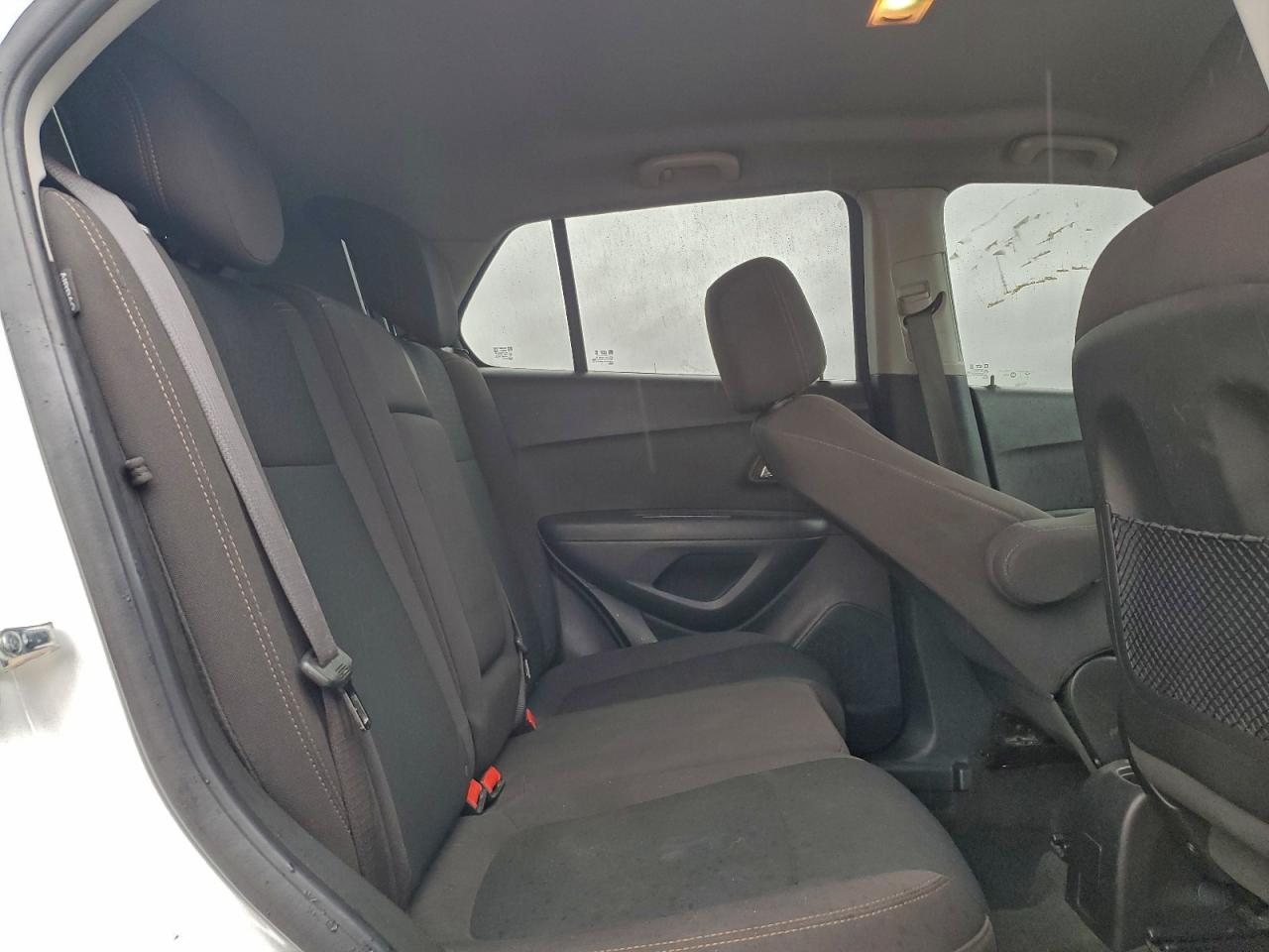 2018 CHEVROLET TRAX LS photo 21