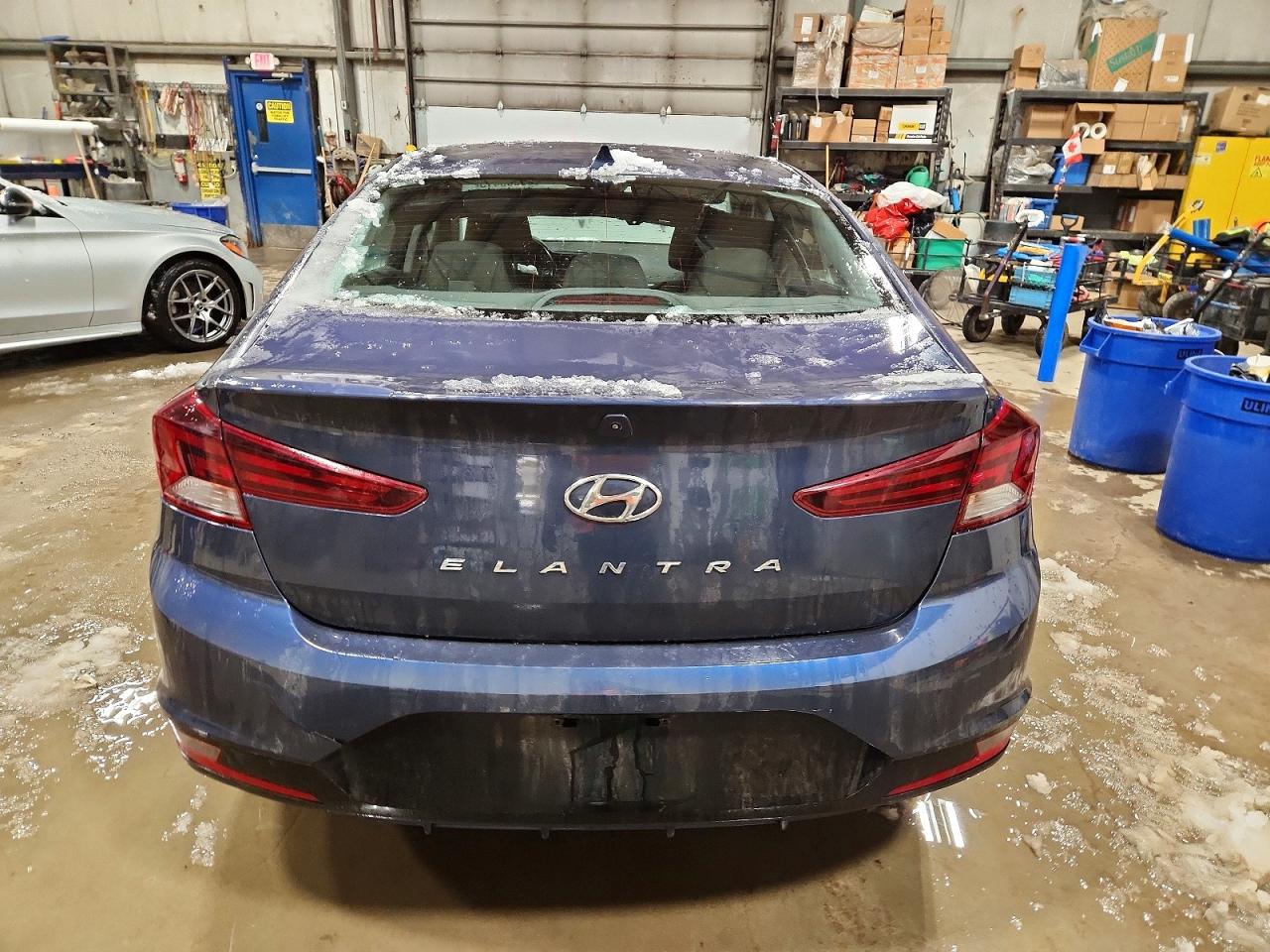 2019 HYUNDAI ELANTRA SEL photo 11