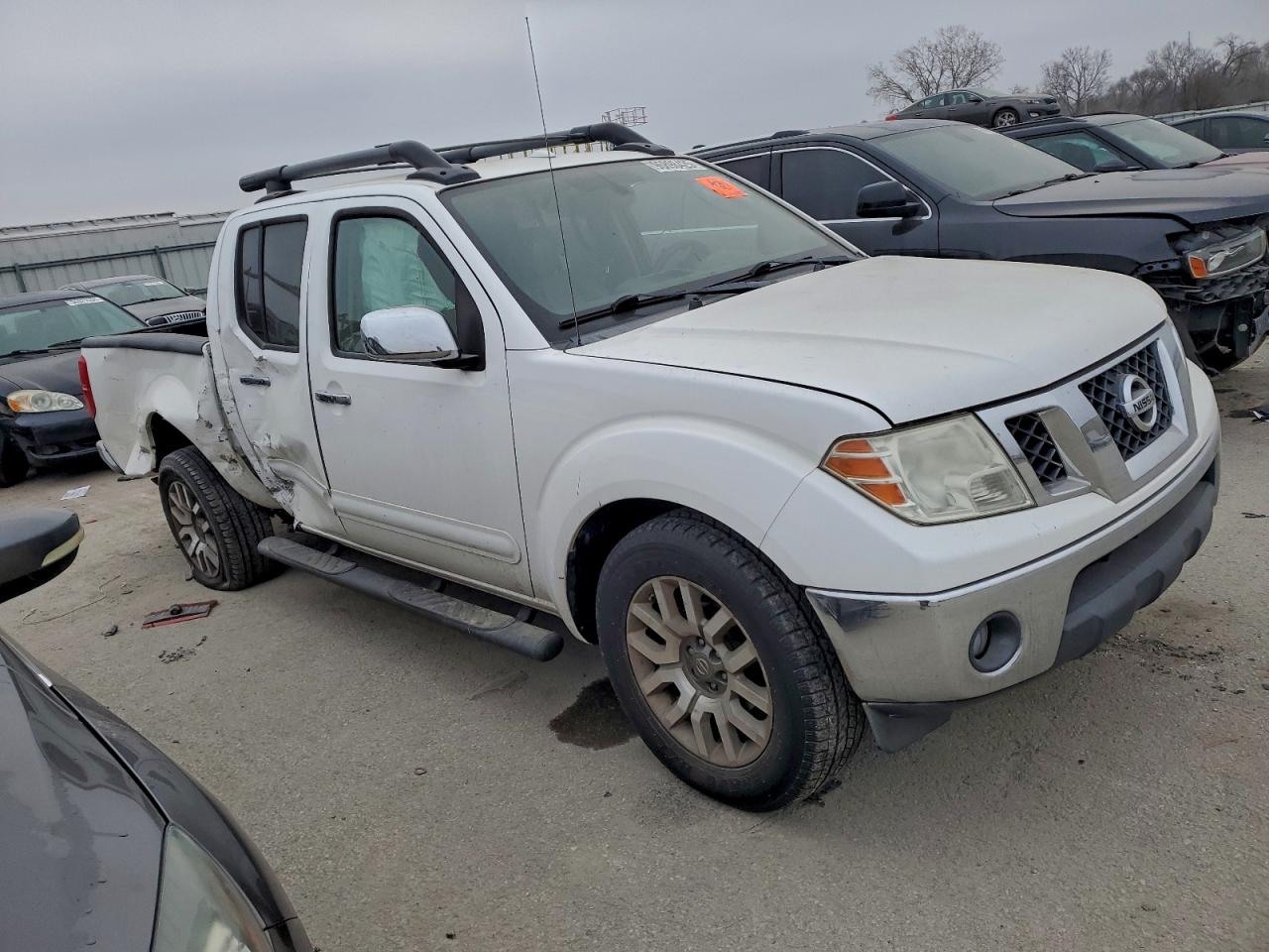 2011 NISSAN FRONTIER S photo 4