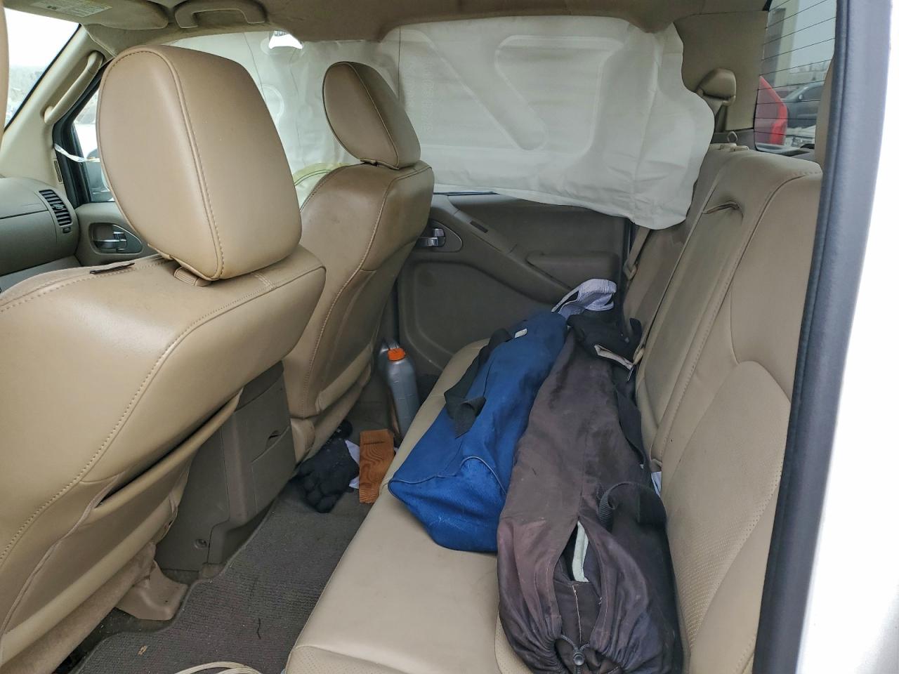 2011 NISSAN FRONTIER S photo 10