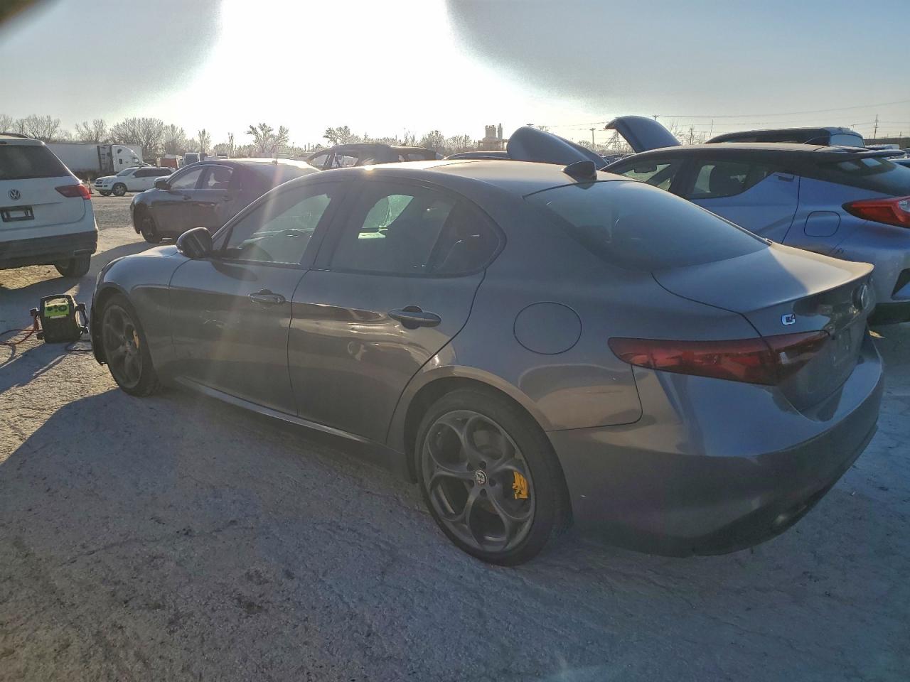 2018 ALFA ROMEO GIULIA TI Q4 photo 3