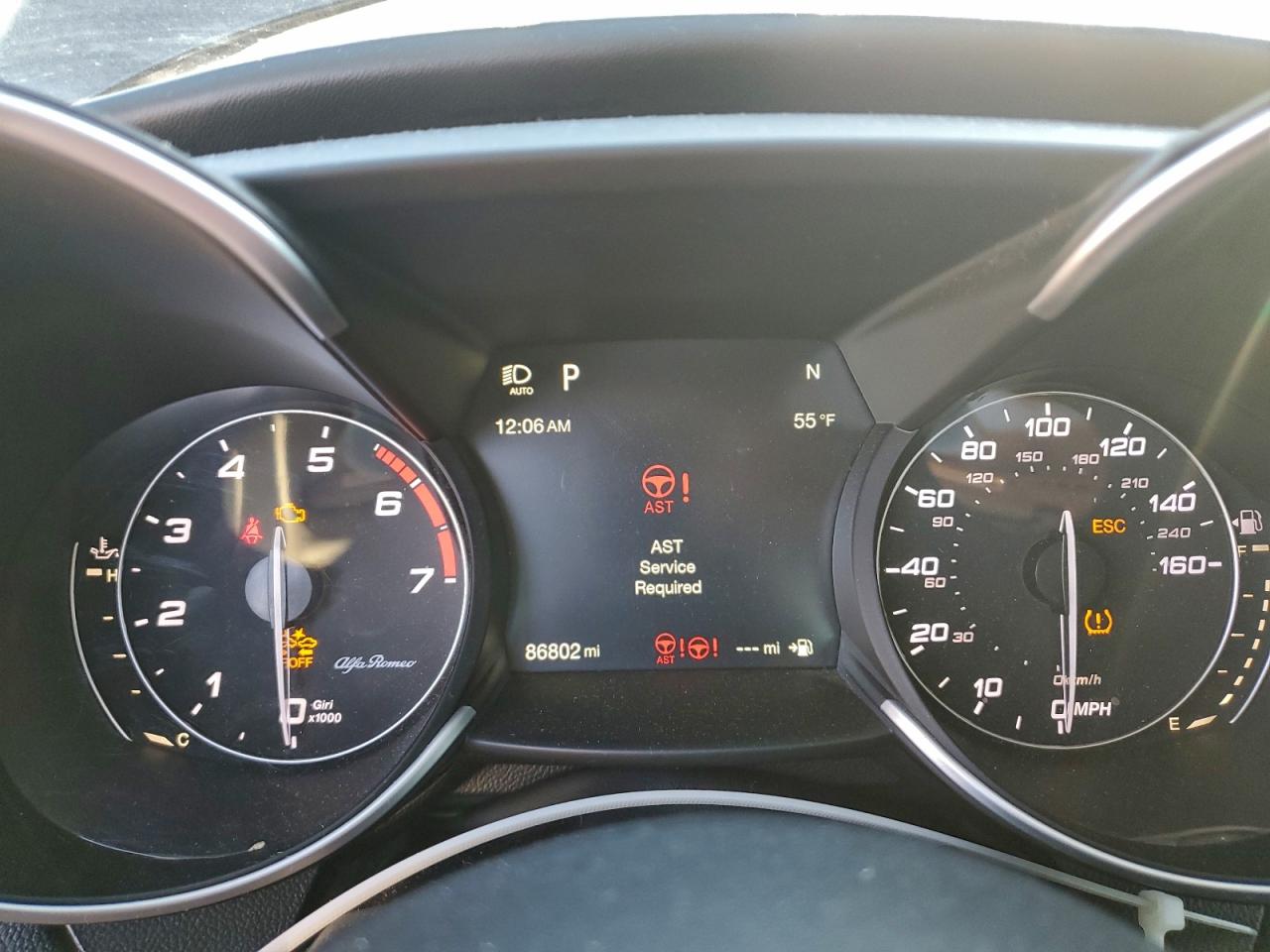 2018 ALFA ROMEO GIULIA TI Q4 photo 17