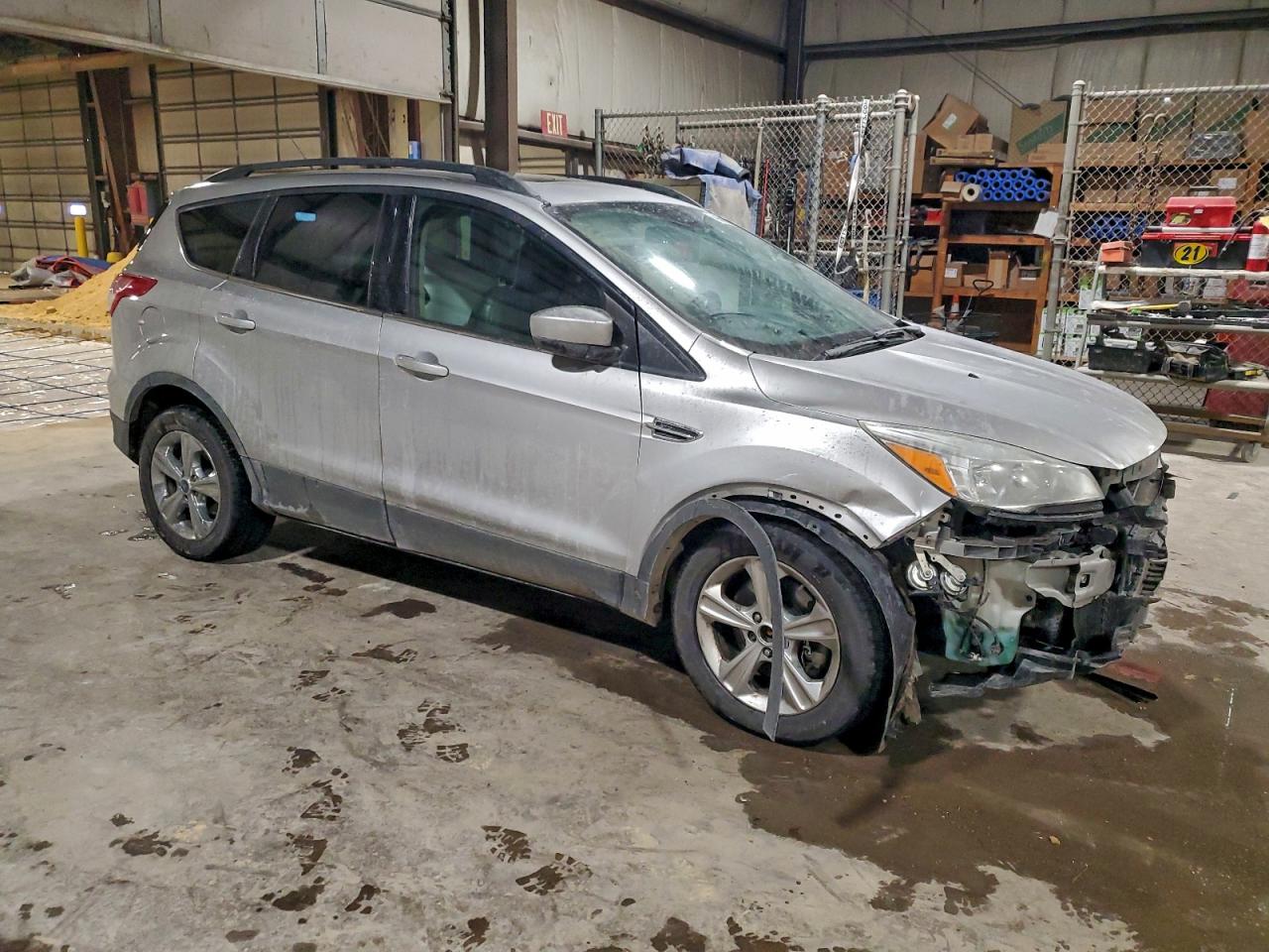 2015 FORD ESCAPE SE photo 4