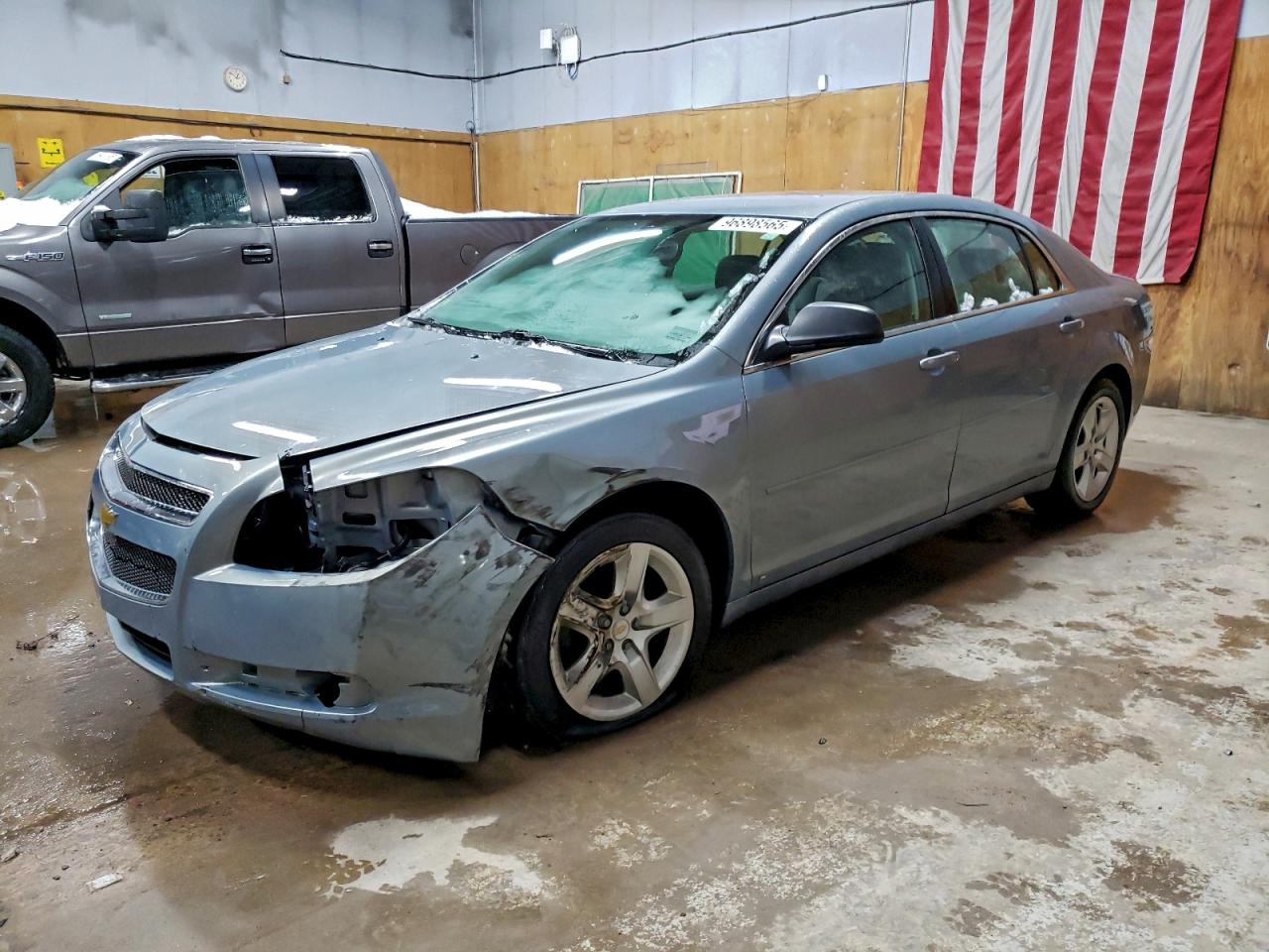2009 CHEVROLET MALIBU LS — FRONT END damage — photo 1
