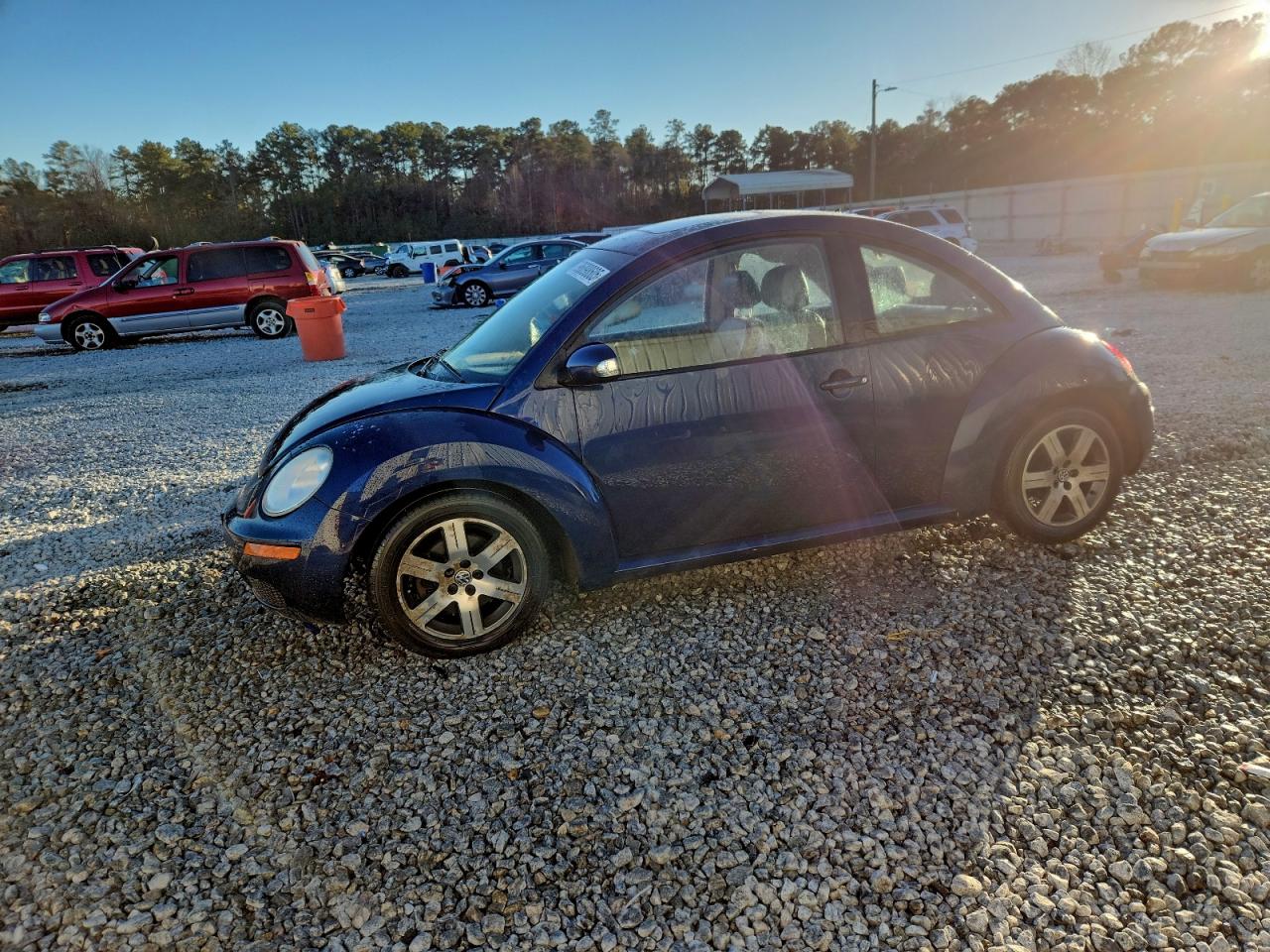 2006 VOLKSWAGEN NEW BEETLE