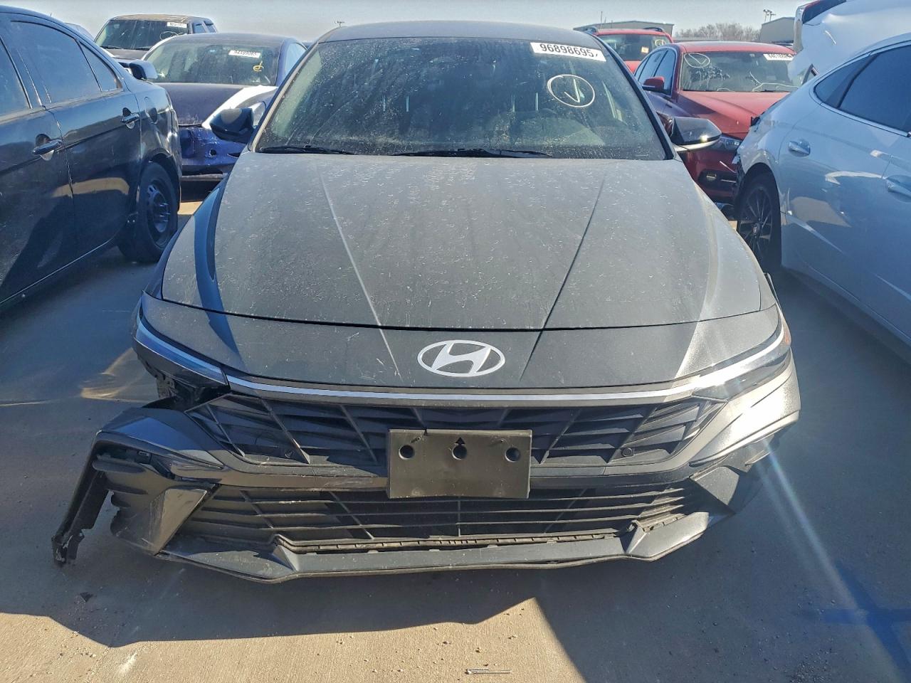 2025 HYUNDAI ELANTRA SEL SPORT photo 5