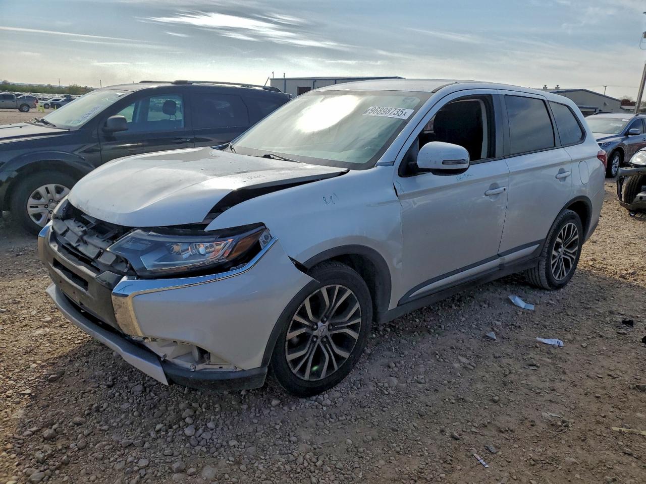 2016 MITSUBISHI OUTLANDER