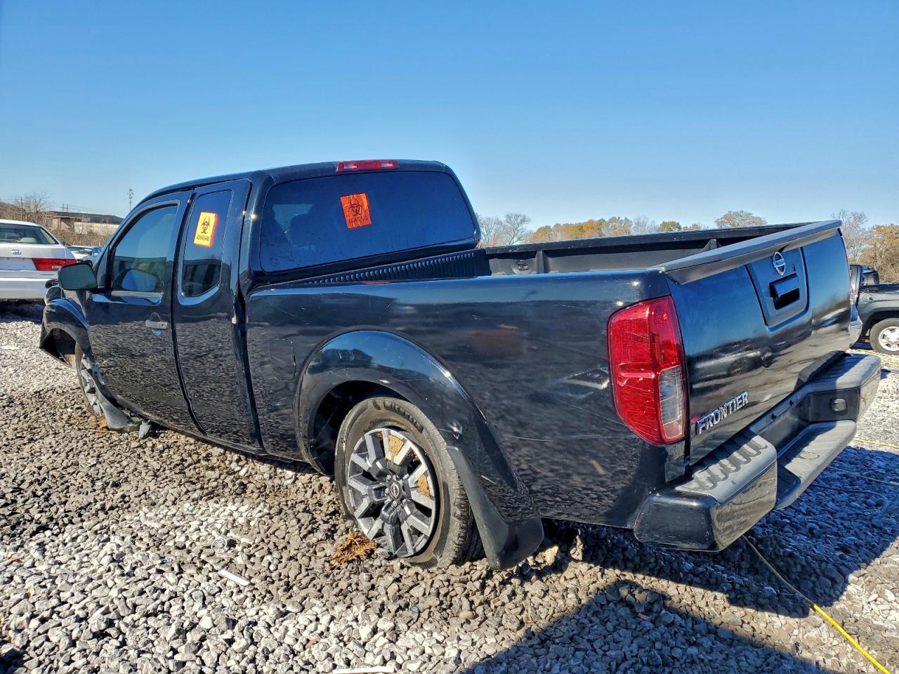 2018 NISSAN FRONTIER S photo 3