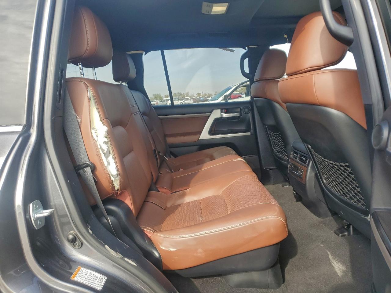 2021 TOYOTA LAND CRUISER VX-R photo 31