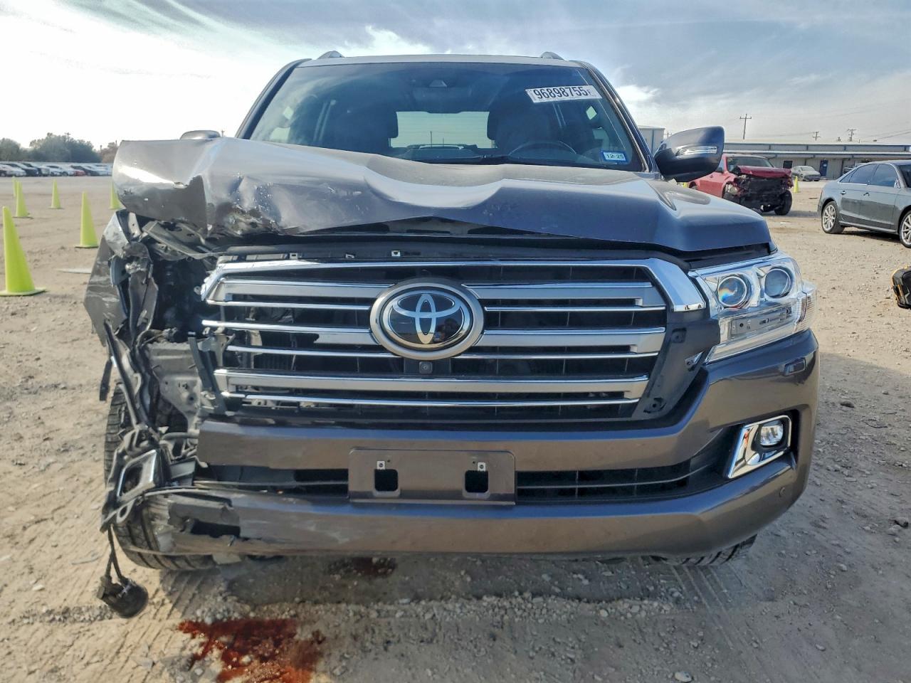 2021 TOYOTA LAND CRUISER VX-R photo 13