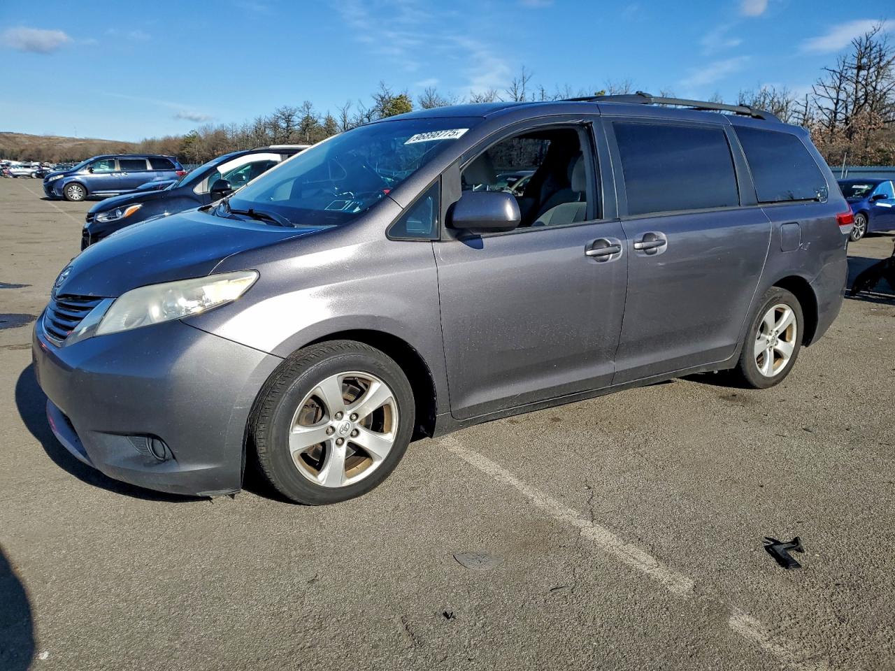 2013 TOYOTA SIENNA