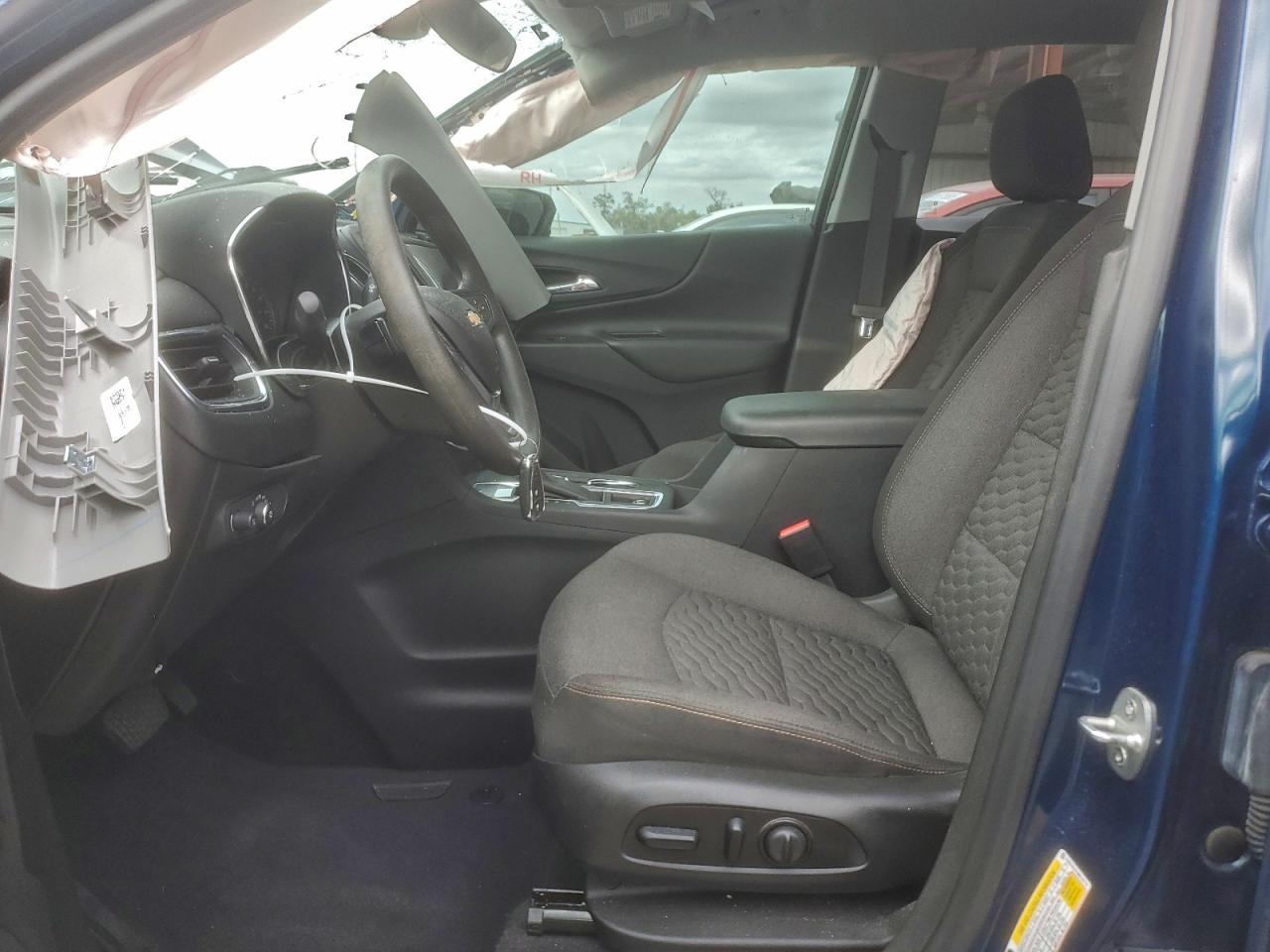 2021 CHEVROLET EQUINOX LT photo 7