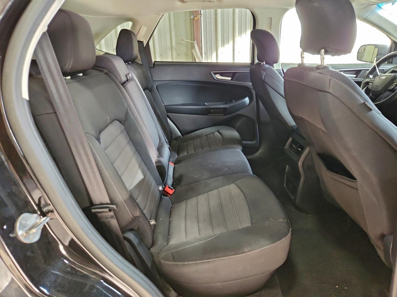 2015 FORD EDGE SE photo 21