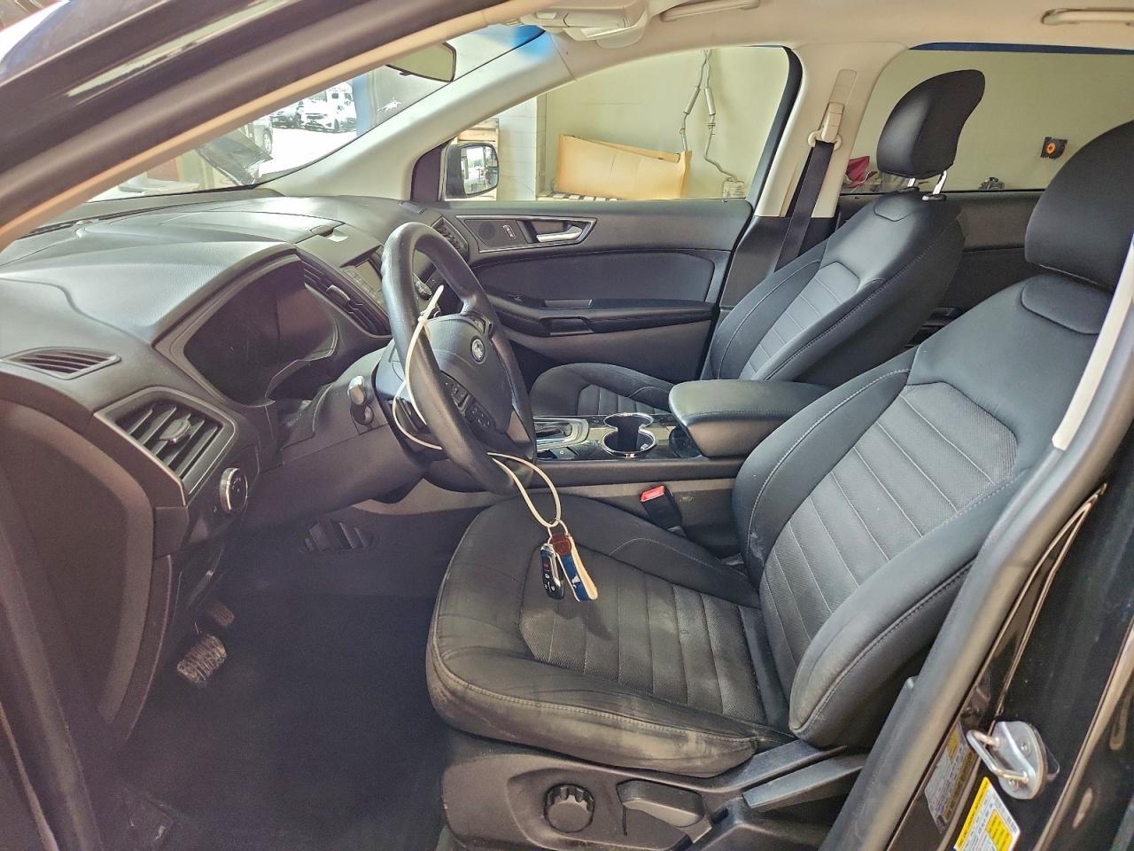 2015 FORD EDGE SE photo 13