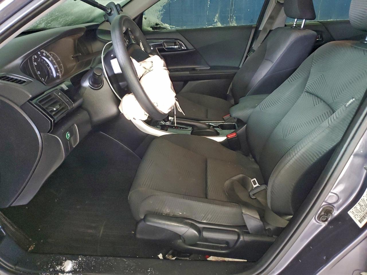 2016 HONDA ACCORD LX photo 7