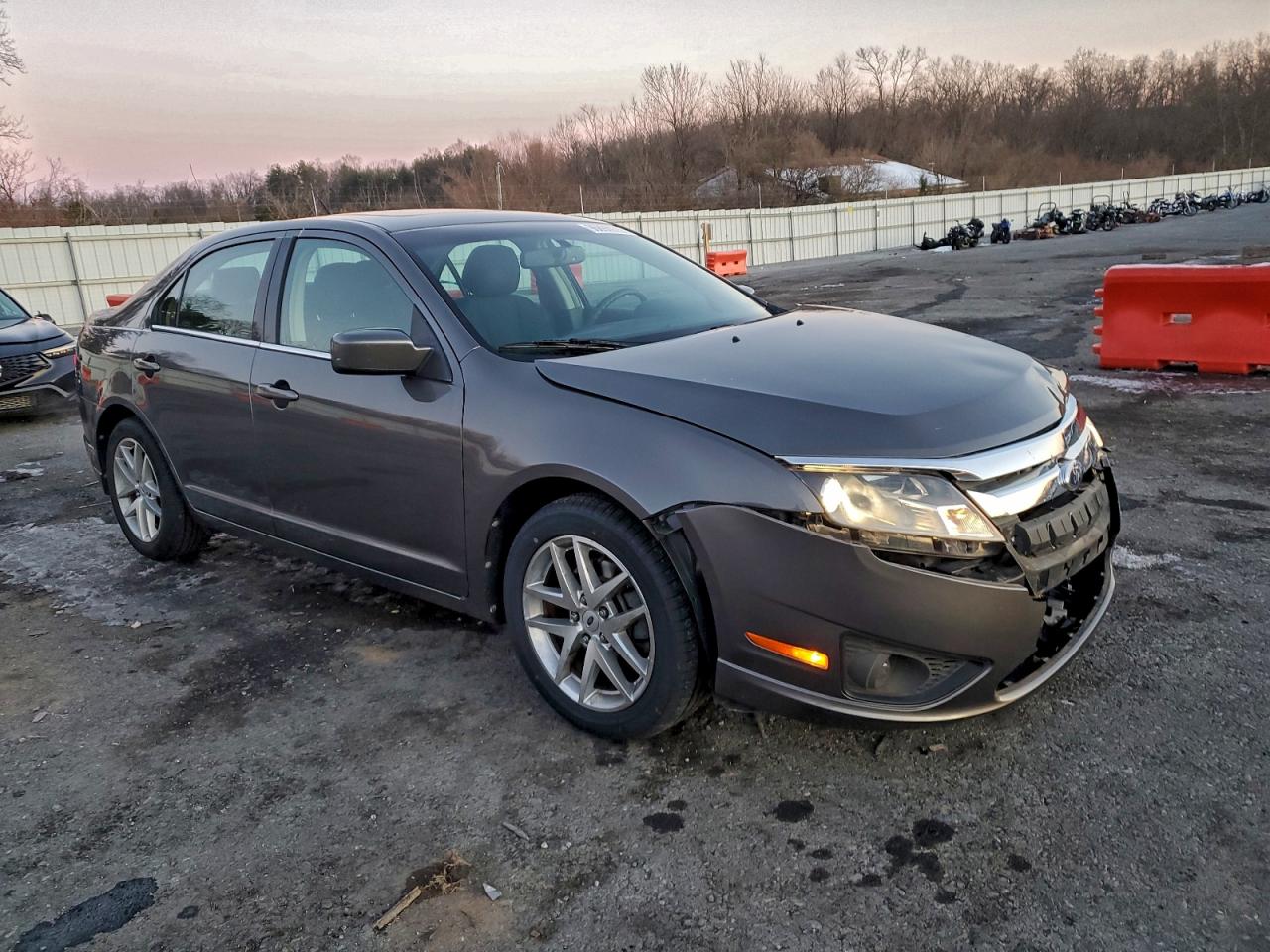 2012 FORD FUSION SE photo 4