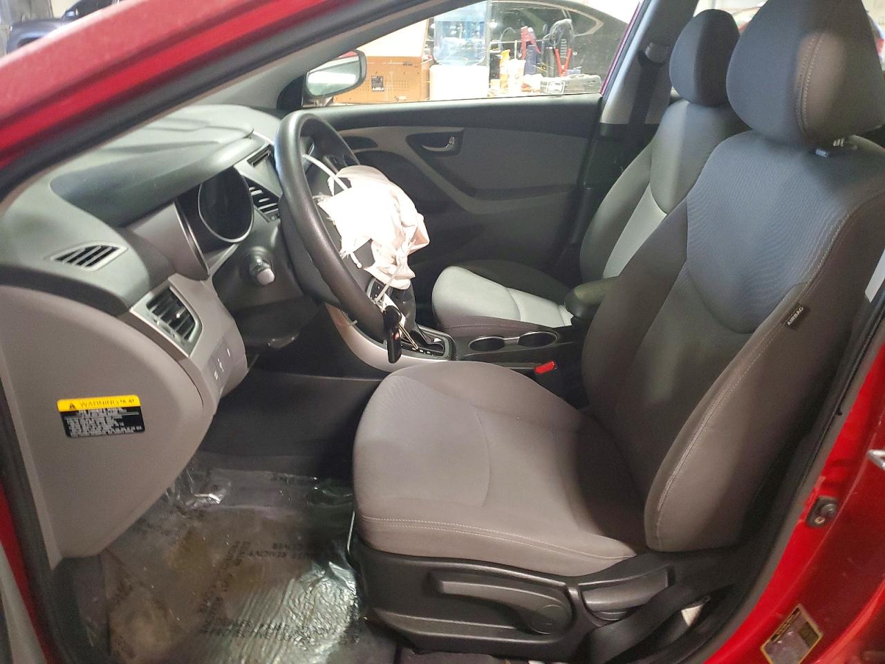 2015 HYUNDAI ELANTRA SE photo 19