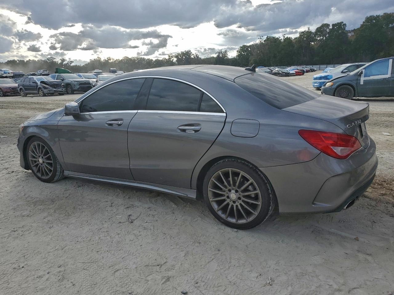 2016 MERCEDES-BENZ CLA 250 4MATIC photo 4