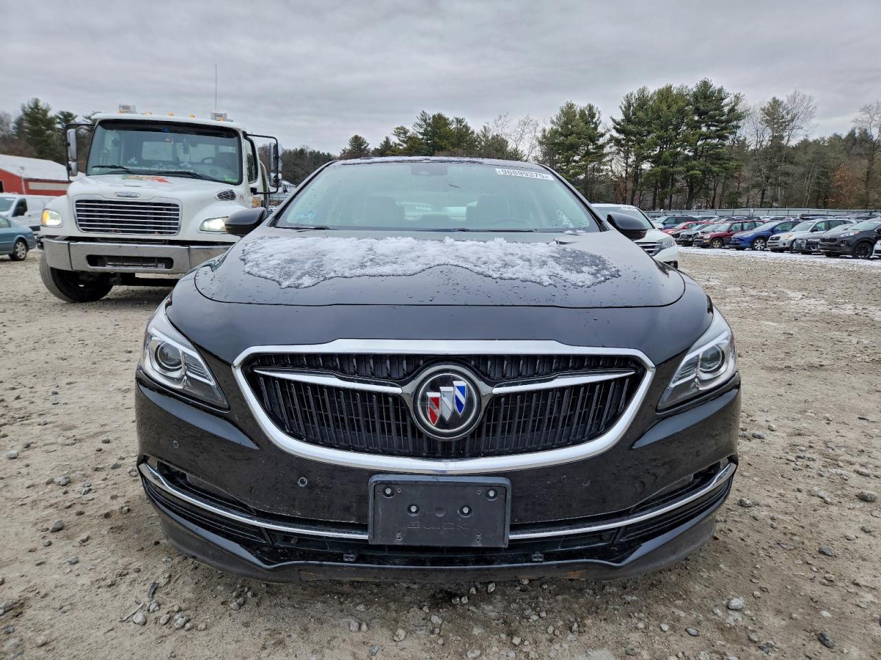 2017 BUICK LACROSSE PREMIUM photo 5