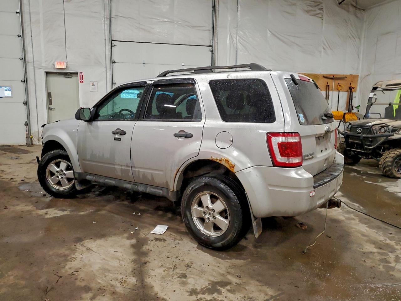 2012 FORD ESCAPE XLT photo 3