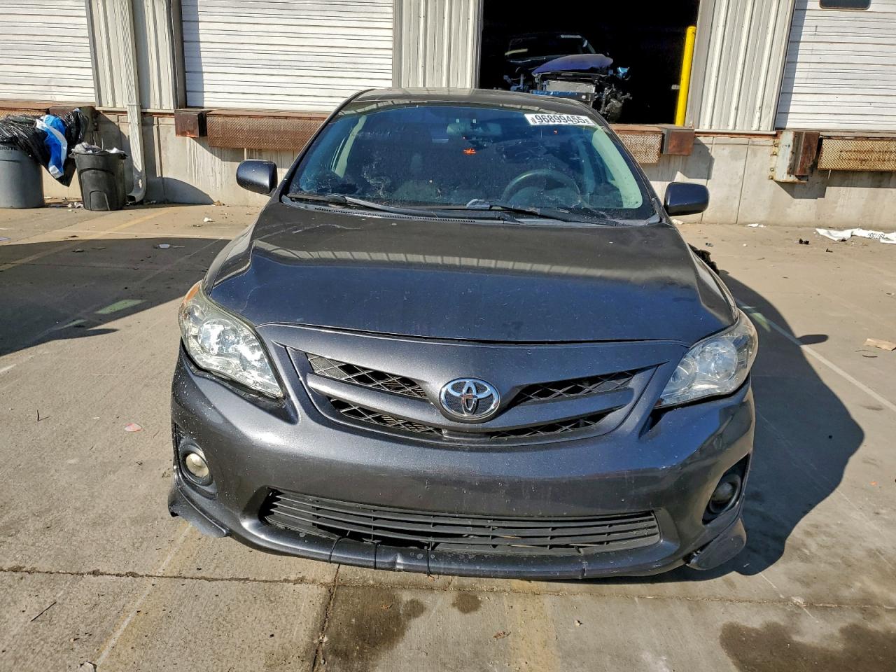 2013 TOYOTA COROLLA photo 9