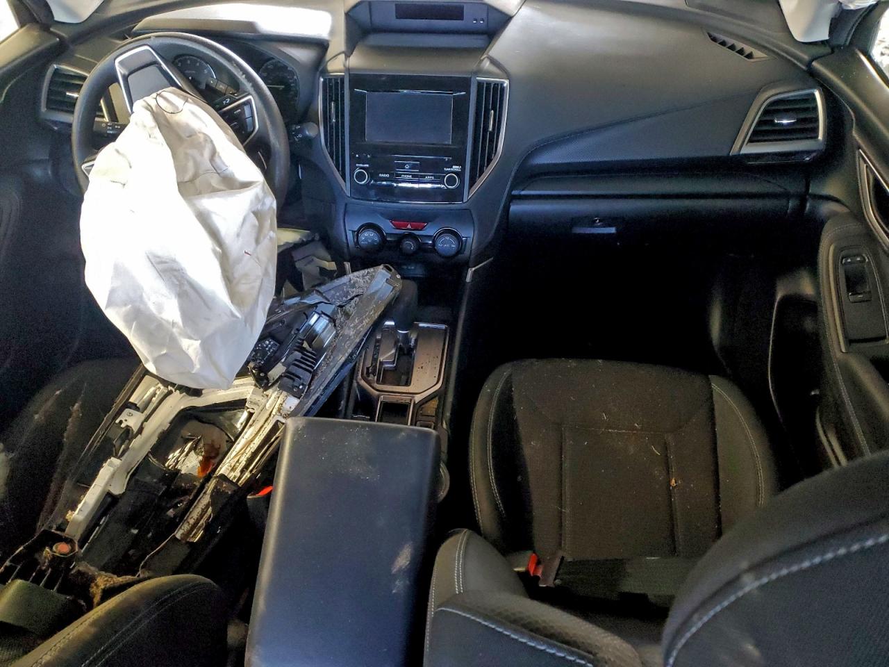 2021 SUBARU FORESTER photo 15