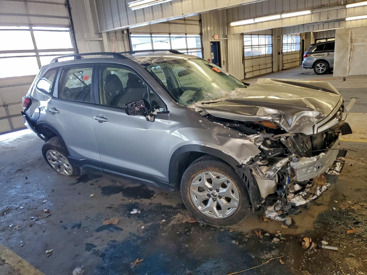 2021 SUBARU FORESTER photo 7