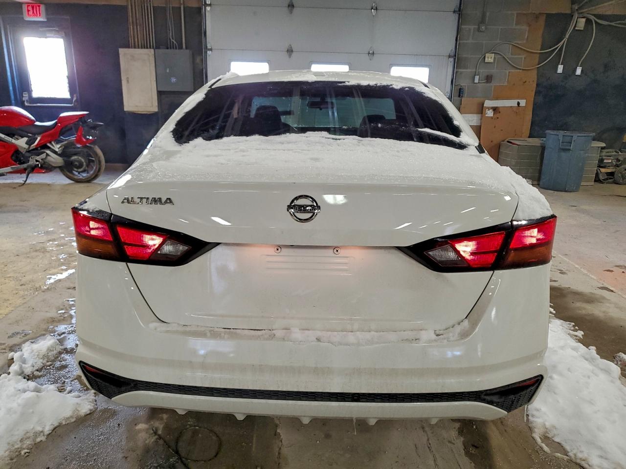 2019 NISSAN ALTIMA S photo 6