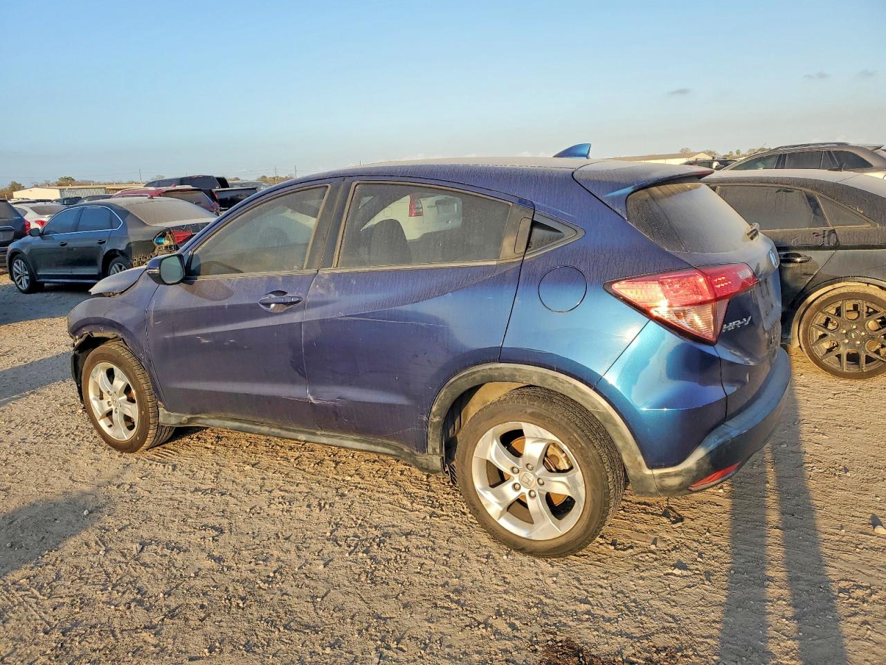 2016 HONDA HR-V EX photo 2