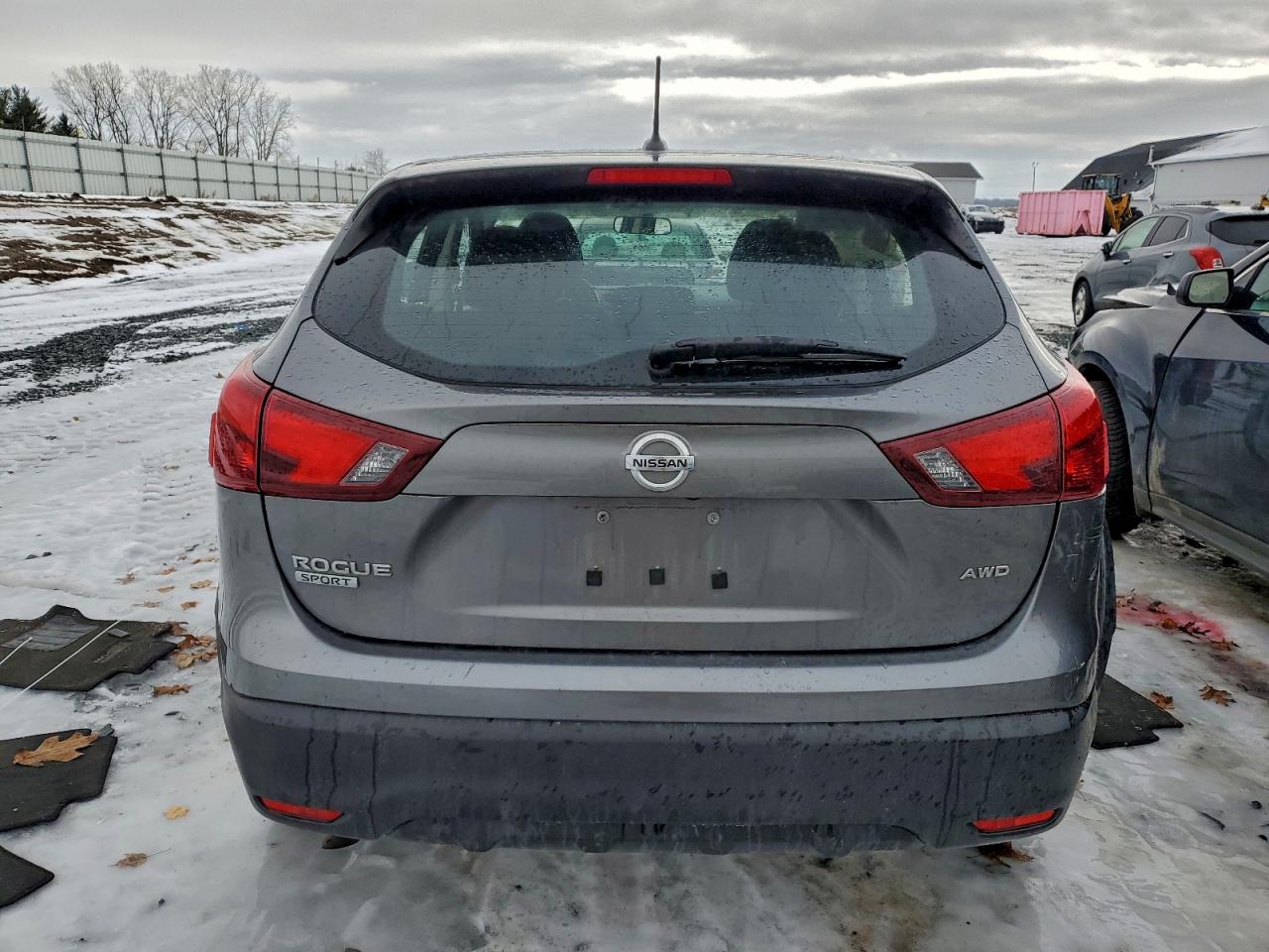 2019 NISSAN ROGUE SPORT S photo 6
