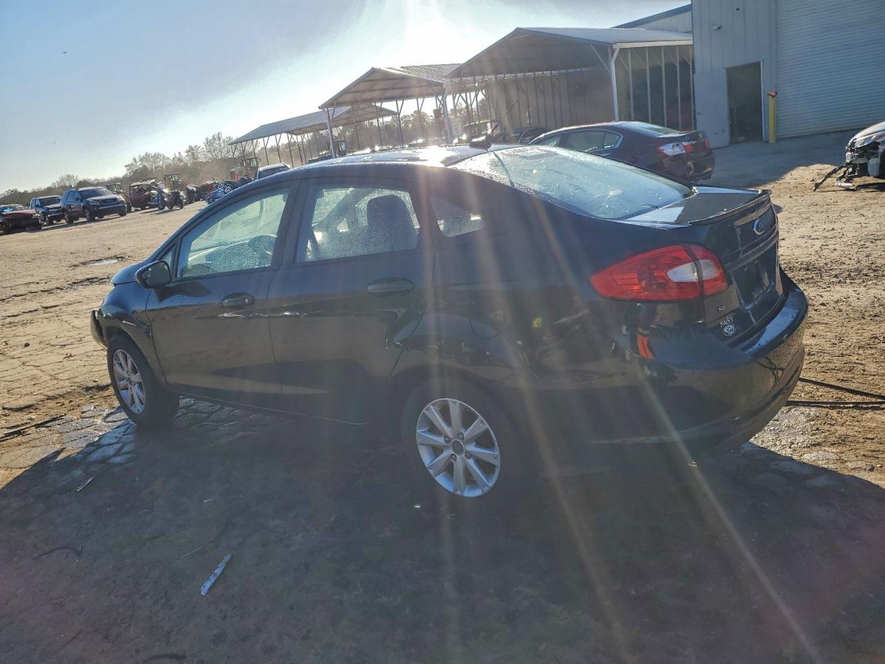 2011 FORD FIESTA SE photo 4