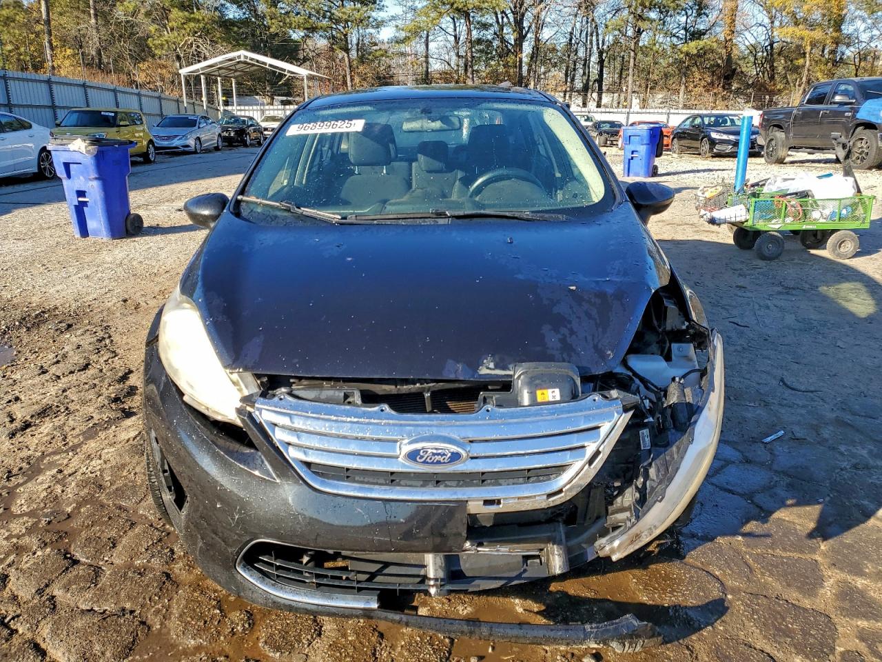2011 FORD FIESTA SE photo 13
