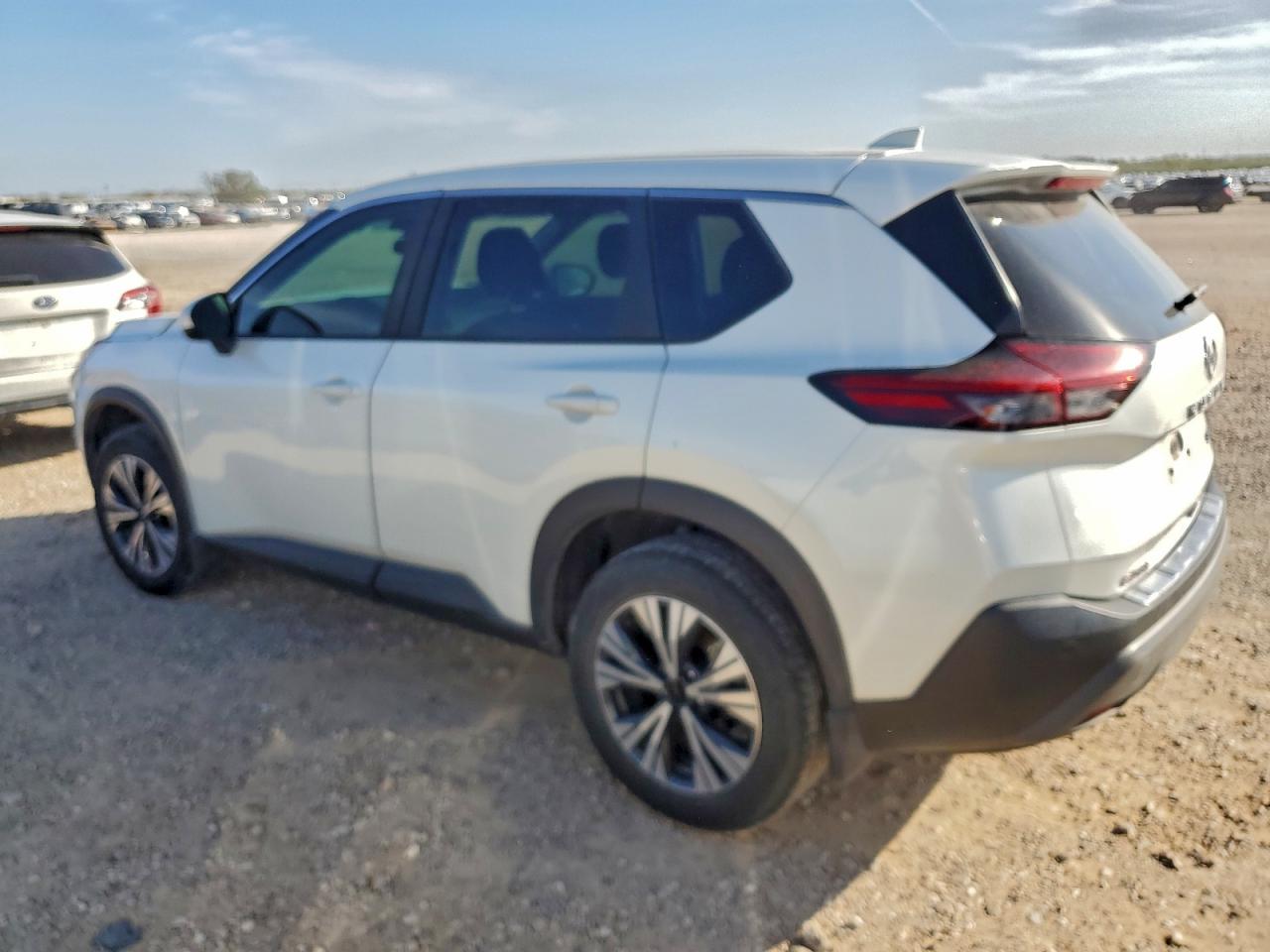 2023 NISSAN ROGUE SV photo 3