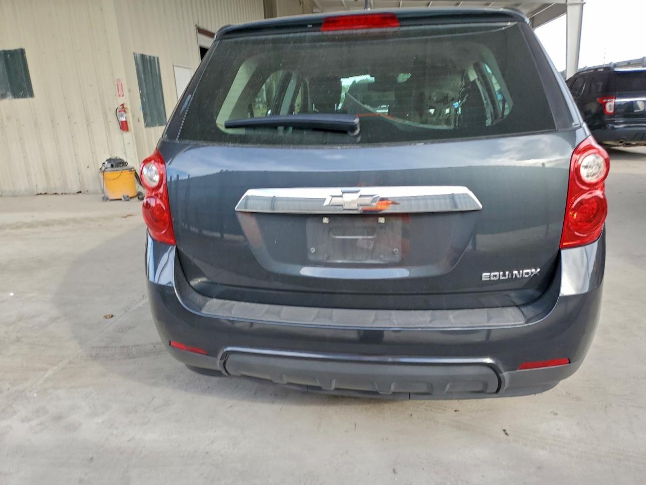 2013 CHEVROLET EQUINOX LS photo 6