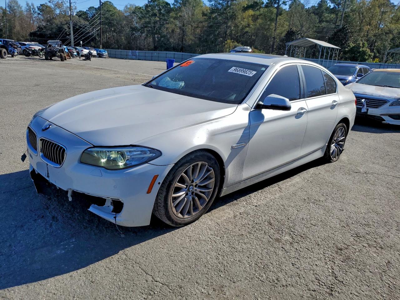 2016 BMW 528
