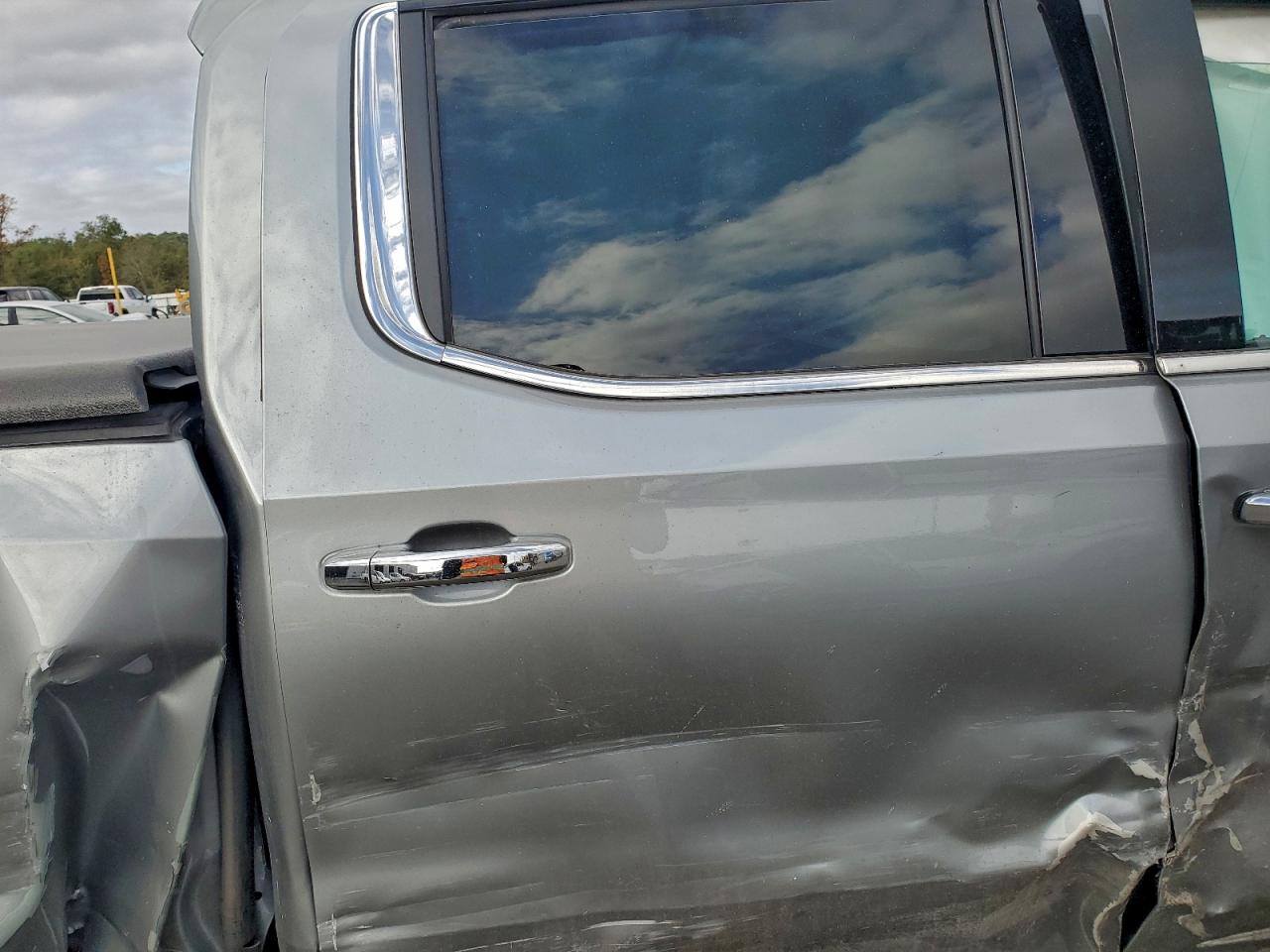 2025 CHEVROLET SILVERADO K1500 LTZ photo 10