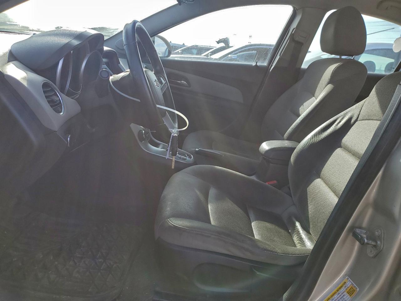 2014 CHEVROLET CRUZE LT photo 7