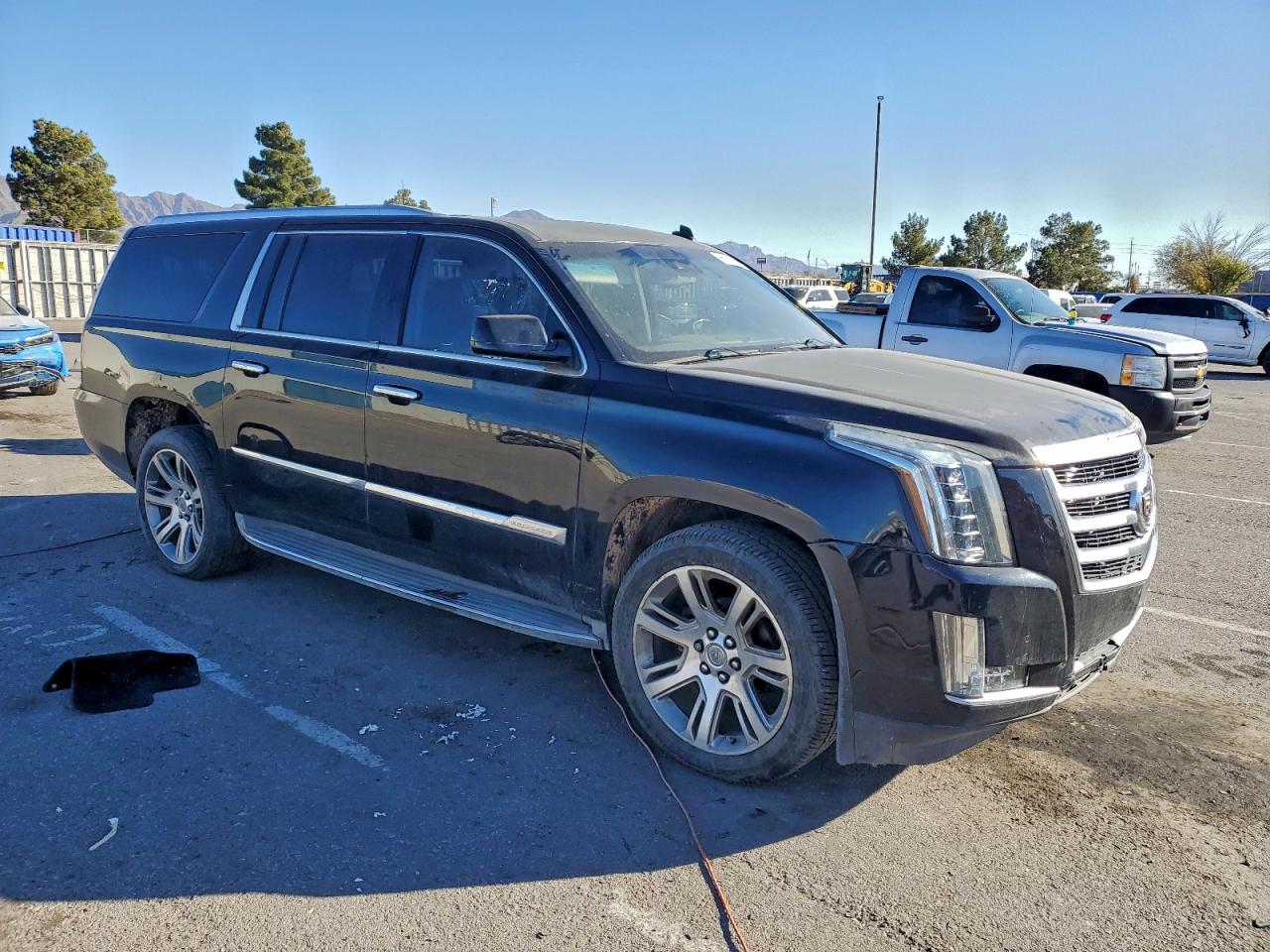 2015 CADILLAC ESCALADE ESV LUXURY photo 4