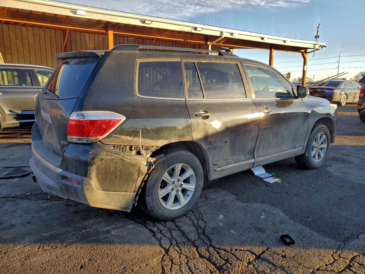 2012 TOYOTA HIGHLANDER BASE photo 3